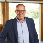 CEO_jens Legarth uddeler ekstra månedsløn til ansatte